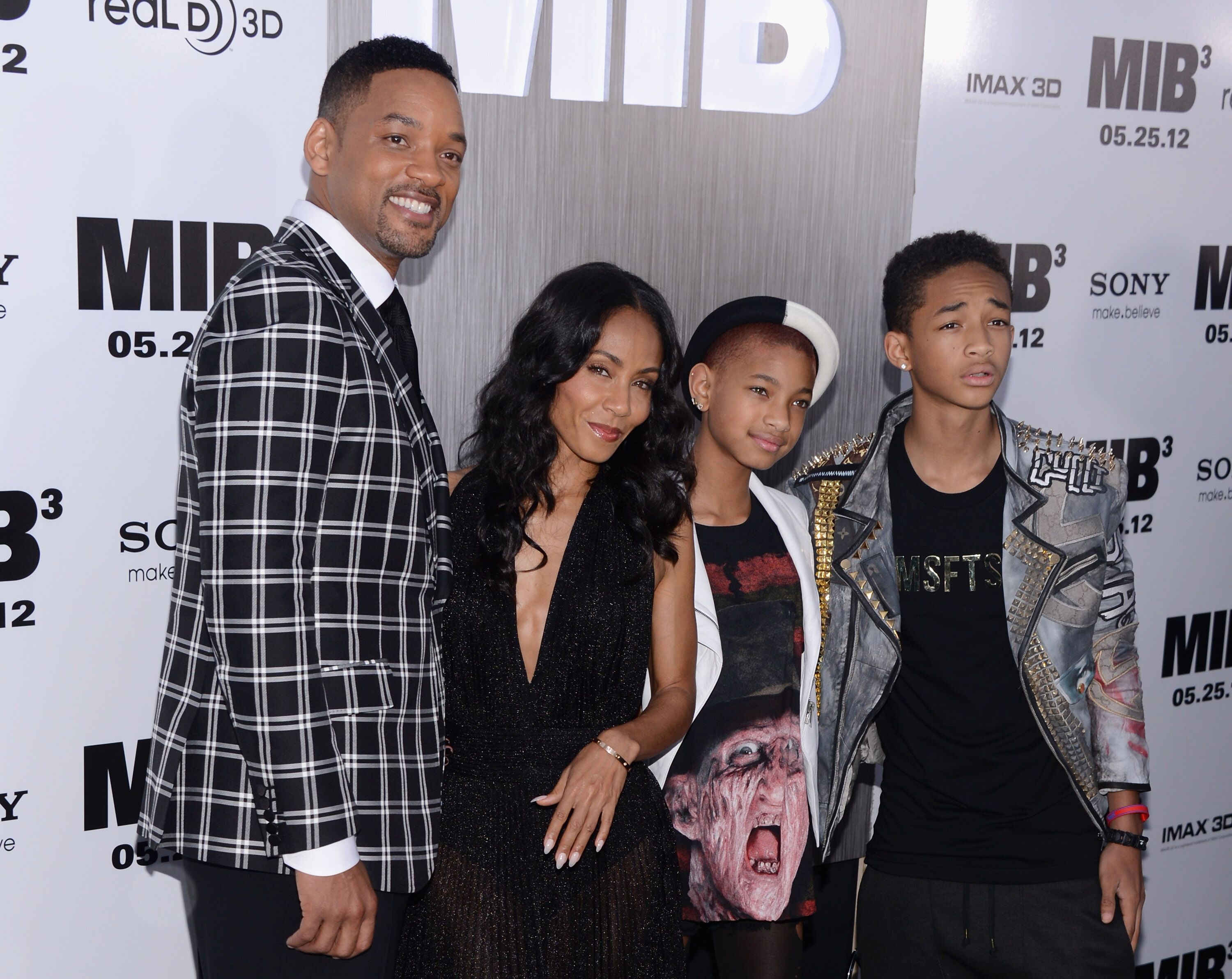 Will Smith, Jada Pinkett Smith, Willow Smith and Jaden Smith attend the "Men In Black 3." | Source: Getty Images 
