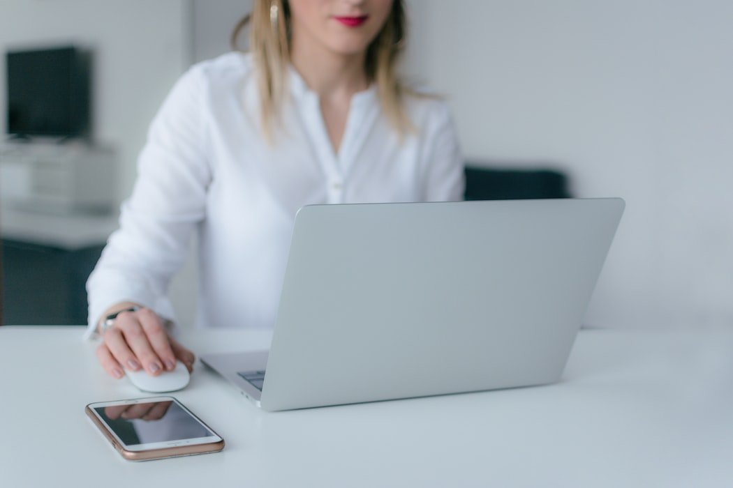 The next morning, Velma watched the recording | Source: Pexels