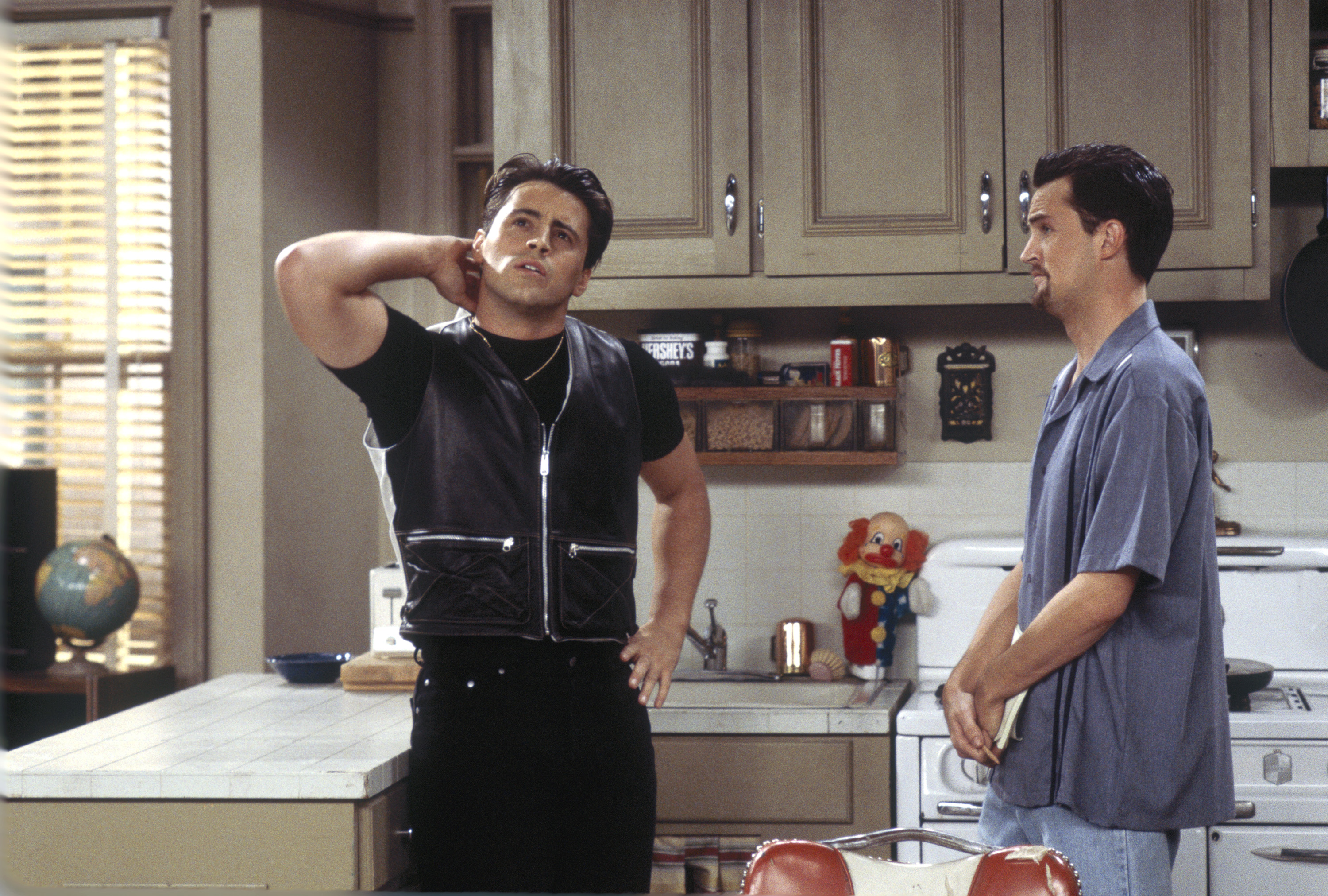 Matt Le Blanc as Joey Tribbiani and Matthew Perry as Chandler Bing. | Source: Getty Images