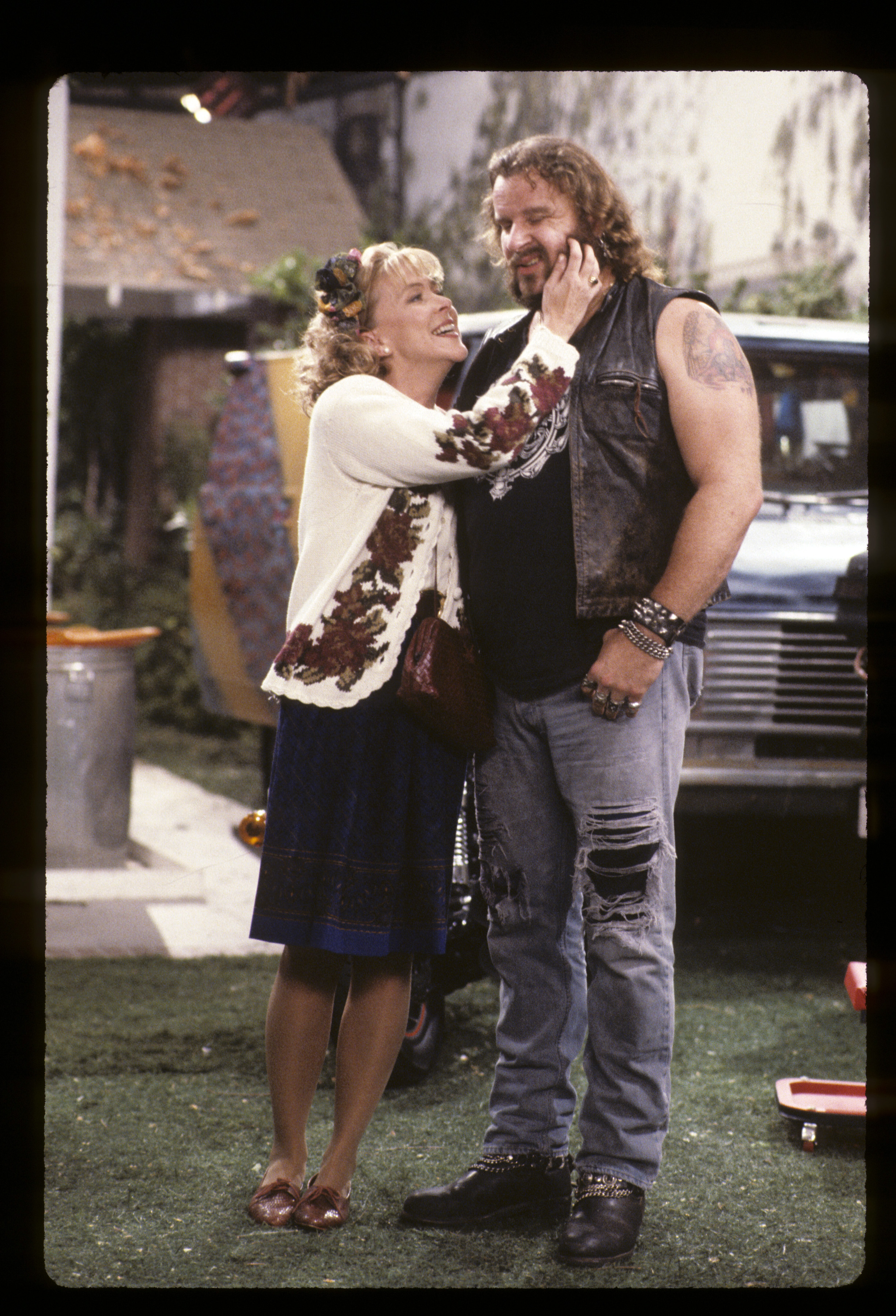 Susan Cash and Donald Gibb in "Step by Step" for the "Trading Places" episode on October 22, 1993 | Source: Getty Images