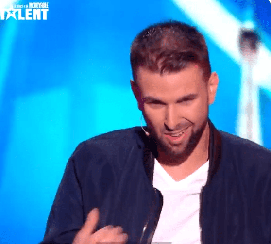 Valentin sur scène. | Photo : Facebook/La France a un incroyable talent