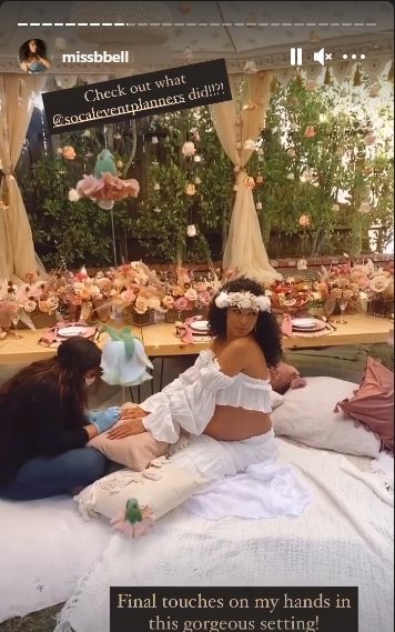 Pregnant Britanny Bell getting a henna tattoo. | Source: Instagram/missbell