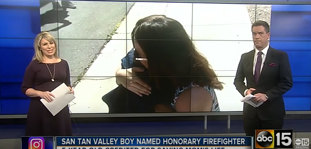 Kaitlyn Cicalese hugging her son, Salvatore, in news coverage after he helped save her life in an April 15, 2014, YouTube clip | Source: YouTube/ABC15 Arizona