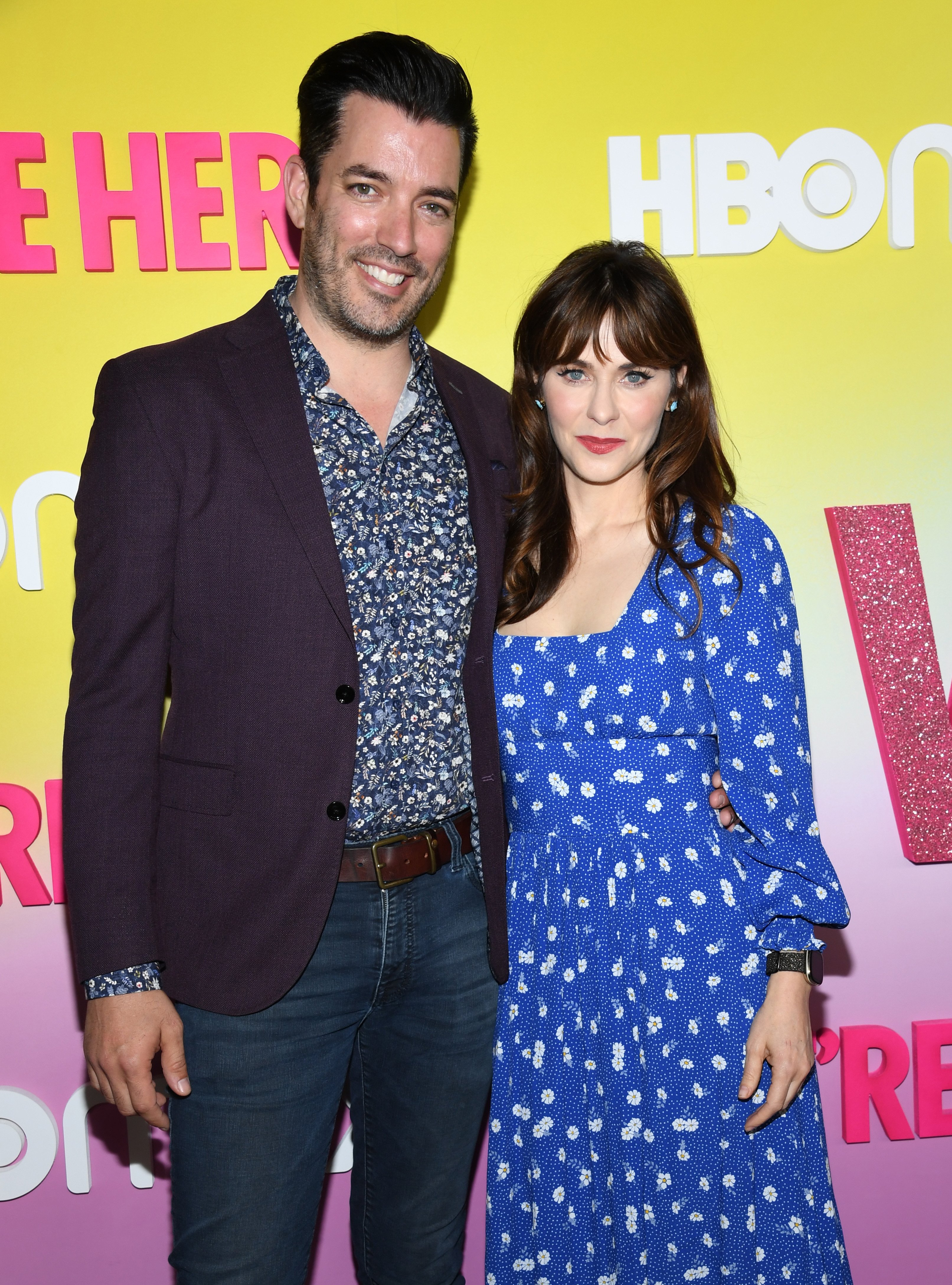 Jonathan Scott and Zooey Deschanel attend the Los Angeles Premiere Of Season 2 Of HBO's Unscripted Series "WE'RE HERE" at Sony Pictures Studios on October 08, 2021 in Culver City, California | Source: Getty Images