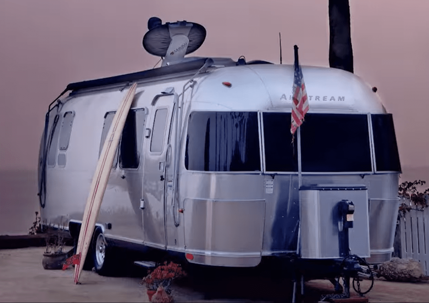 An Airstream trailer. | Source: YouTube/Famous Entertainment