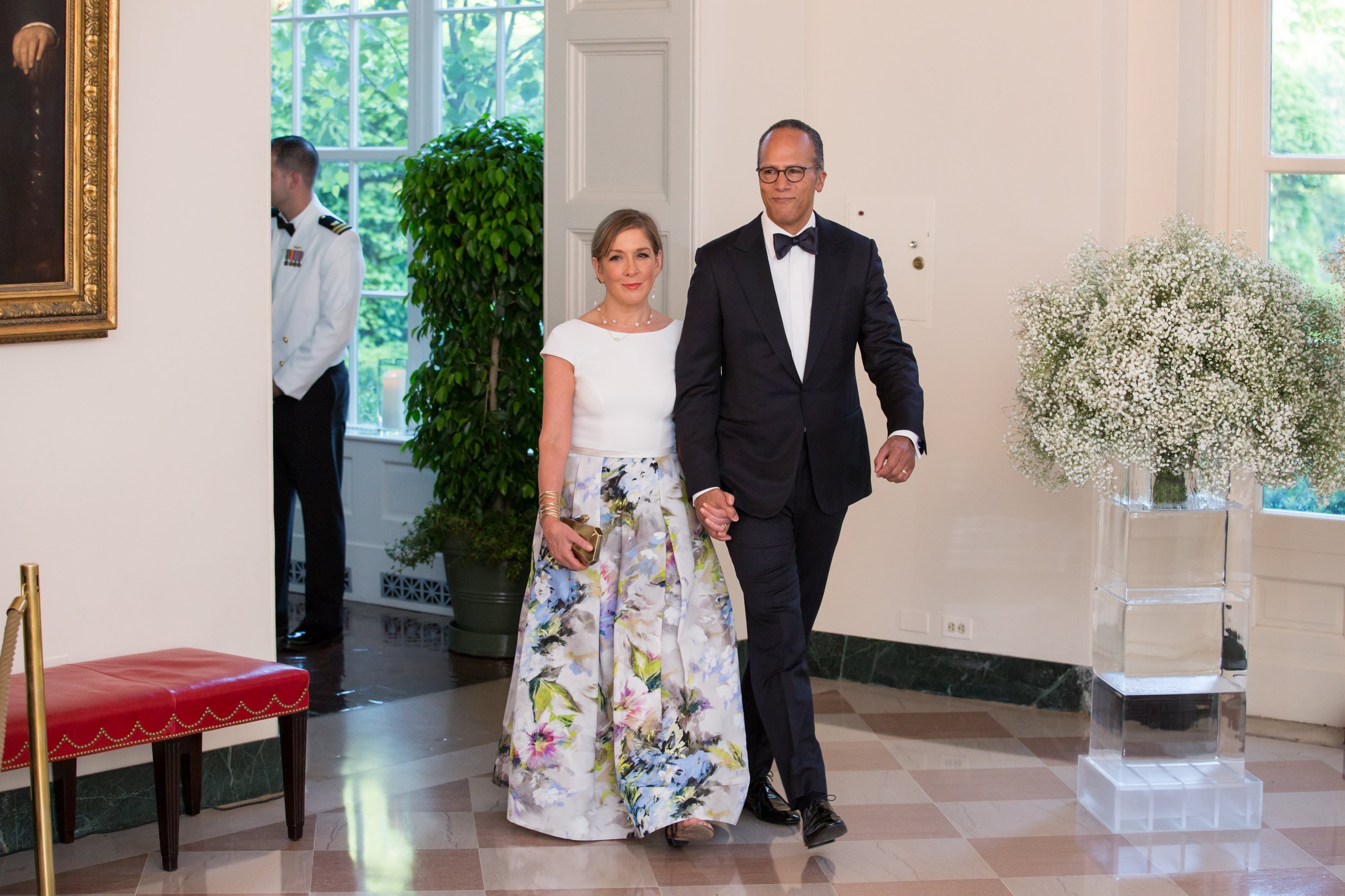 Lester Holt and his wife, Carol Hagen-Holt, arrive for the Nordic State Dinner on Friday, May 13 2015 at the White House | Source: Getty Images