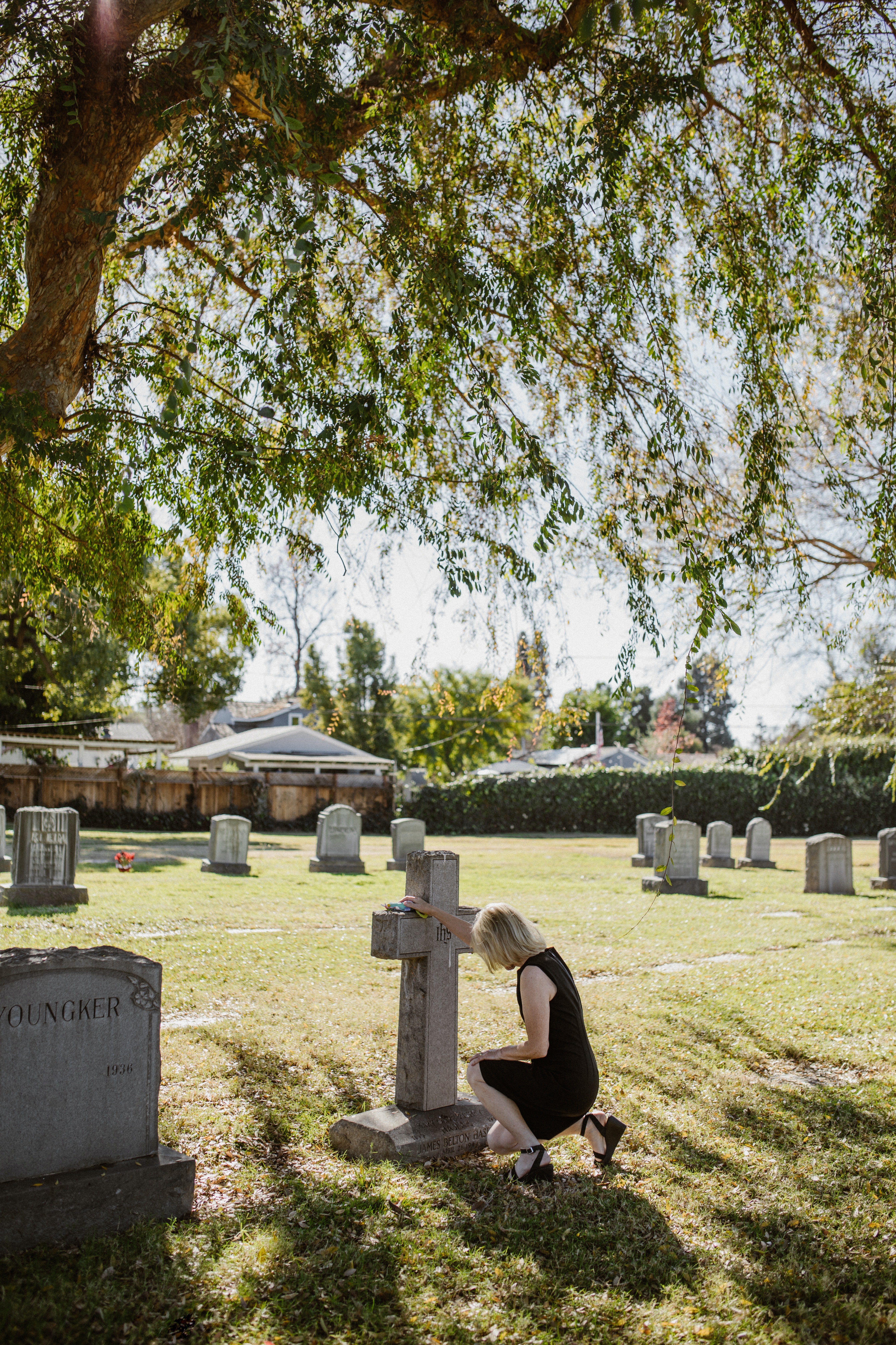 Aiden's death left Julia devastated. | Source: Pexels