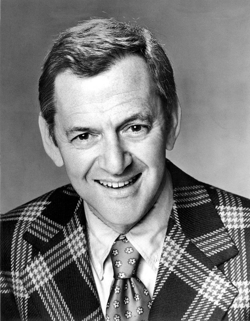 Promotional photograph of Tony Randall in 1976 | Photo: Wikimedia Commons Images