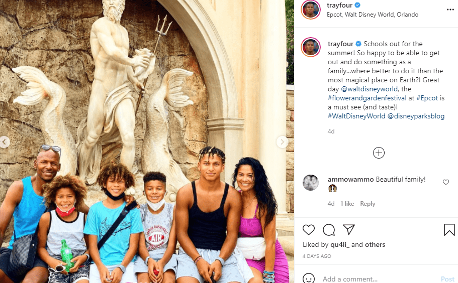 NBA star Ray Allen with his wife Shannon and their four children on Instagram | Photo: Instagram/trayfour