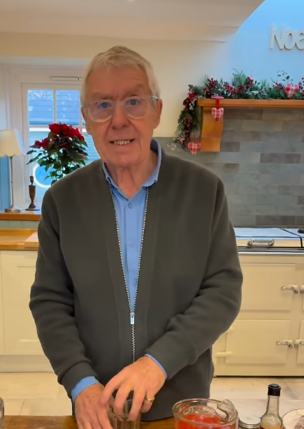Gregor Fisher in his kitchen | Source: Instagram/gregor.fisher.actor