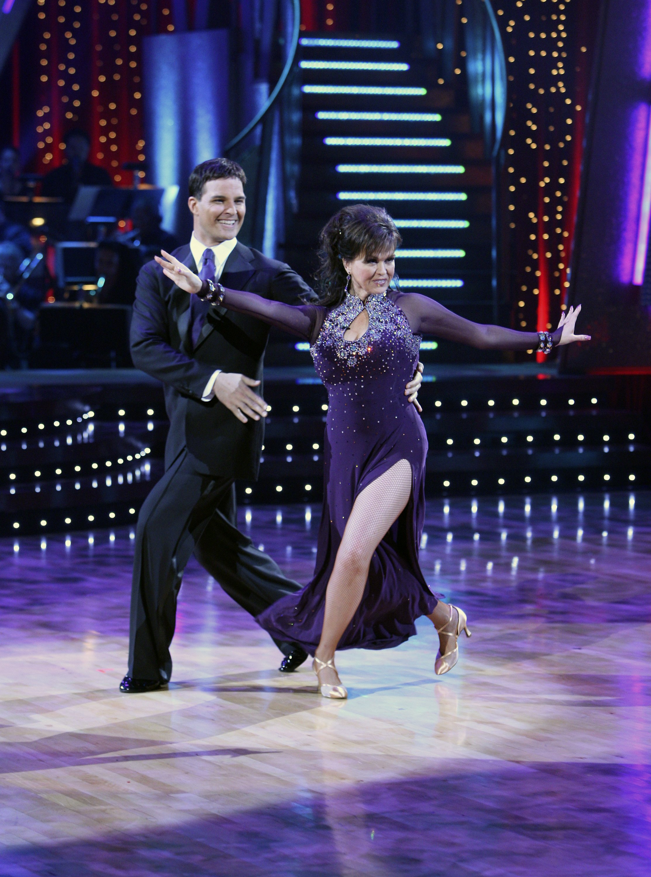 Singer Marie Osmond and her dance partner on "Dancing with The Stars" on September 24, 2007 | Source: Getty Images