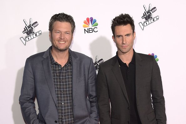 Blake Shelton and Adam Levine at NBC's 'The Voice' Season 7 Red Carpet Event in Universal City, California.| Photo: Getty Images.