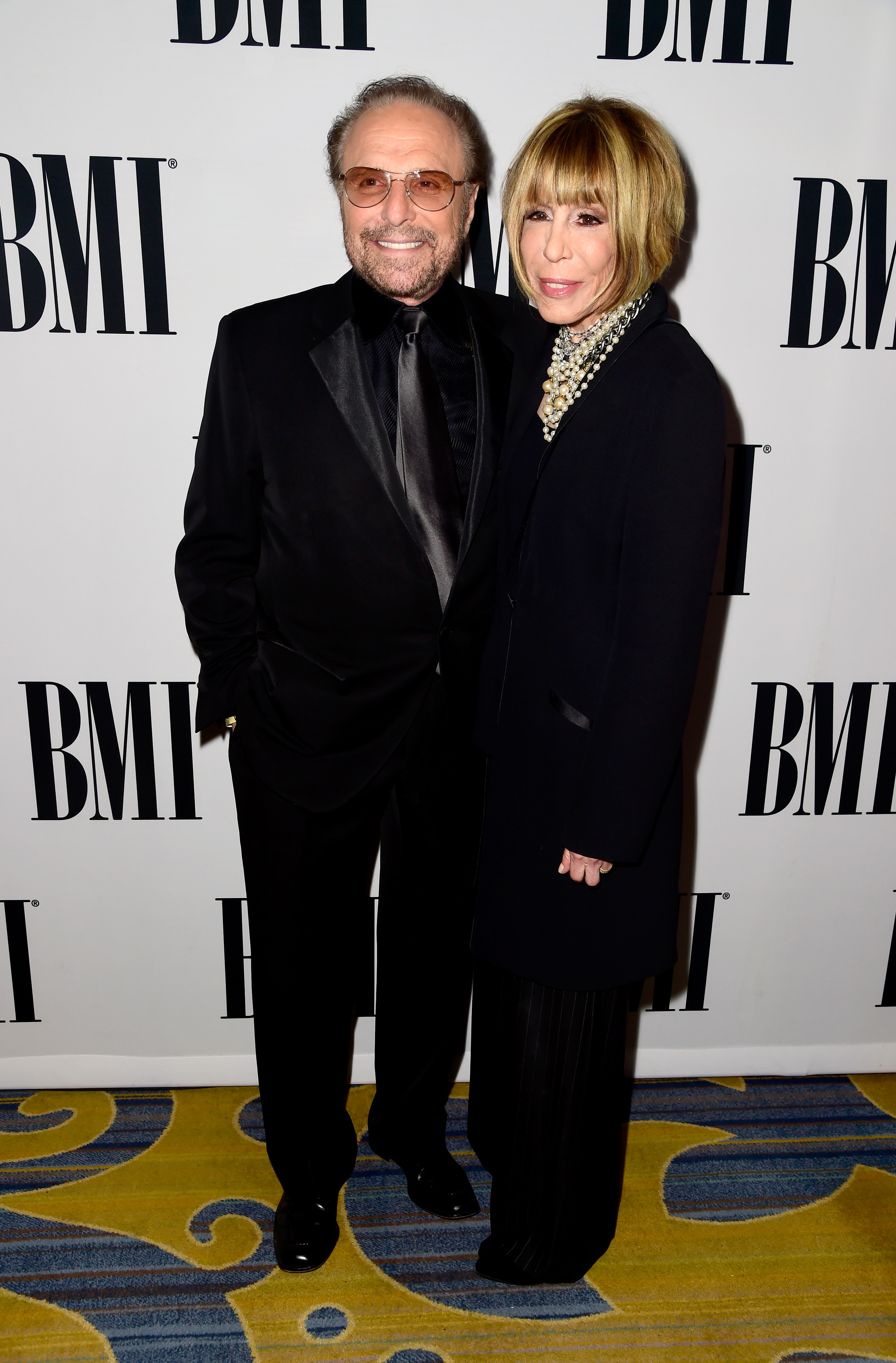 Honorees Barry Mann and Cynthia Weil pose at The 64th Annual BMI Pop Awards at the Beverly Wilshire Four Seasons Hotel on May 10, 2016, in Beverly Hills, California | Source: Getty Images