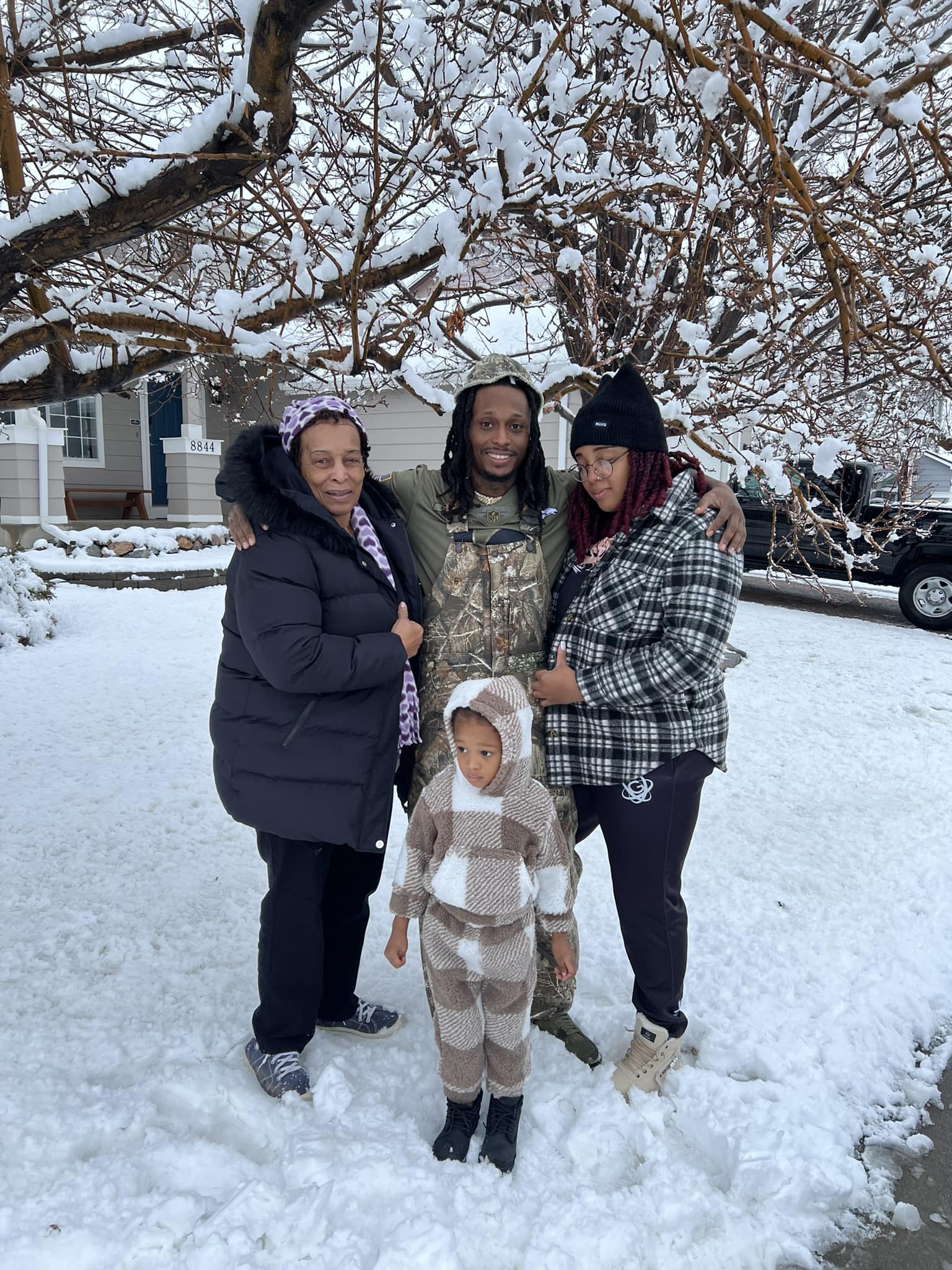 Members of the Reliford family posing for a photo, posted on December 6, 2024. | Source: Facebook/Todd Reliford