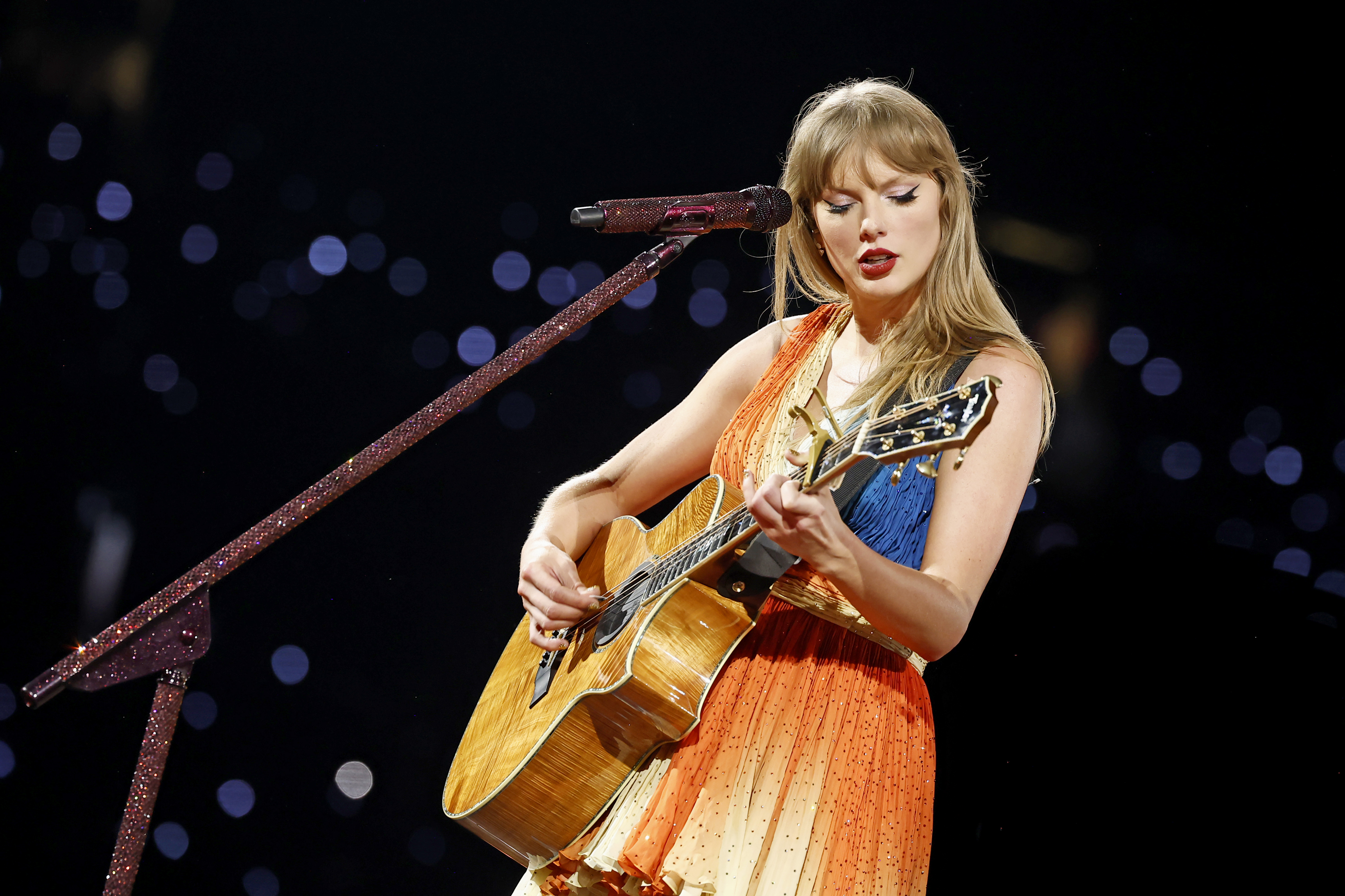 Taylor Swift on November 14, 2024, in Toronto, Ontario | Source: Getty Images