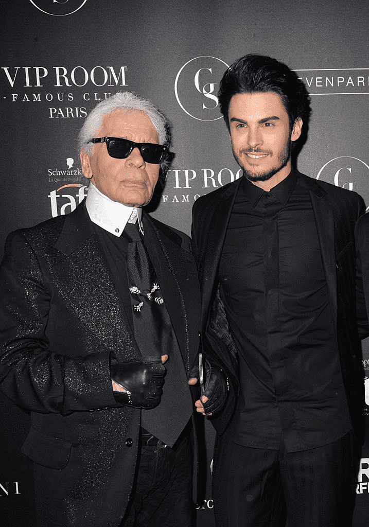 Baptiste Giabiconi et Karl Lagerfeld assistent à la soirée de lancement de "Baptiste Giabiconi Style.com" au VIP Room Theater Paris le 28 février 2015 à Paris, France. | Photo : Getty Images