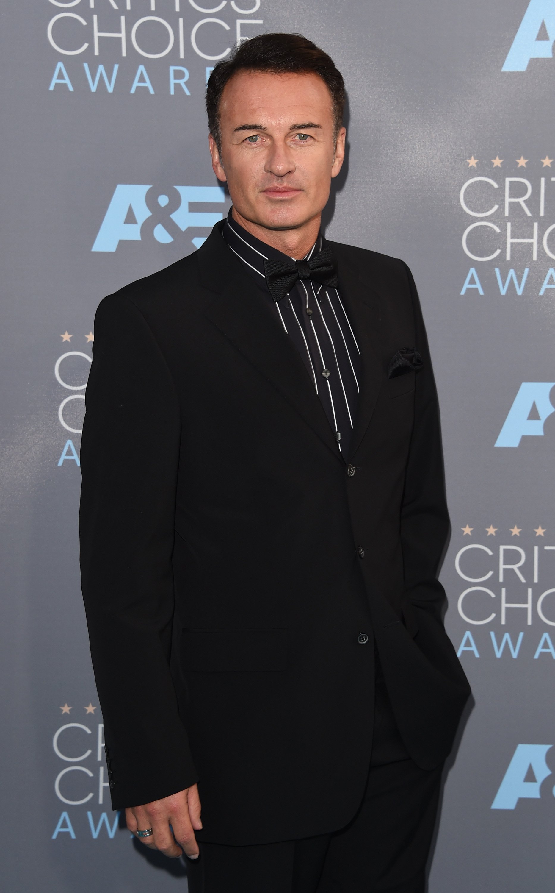 Julian McMahon attends the 21st Annual Critics' Choice Awards at Barker Hangar on January 17, 2016, in Santa Monica, California. | Source: Getty Images.