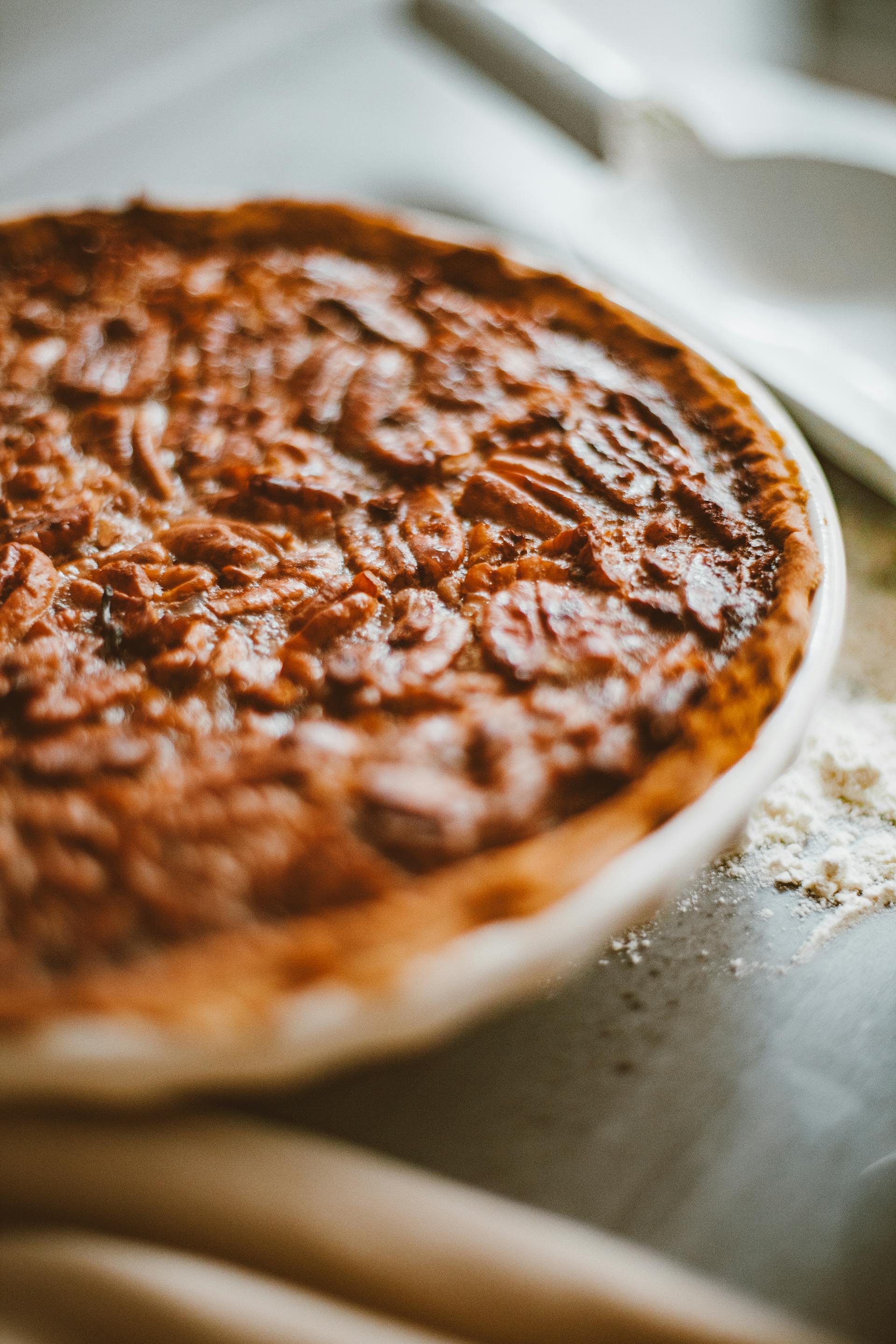 A close-up of a pecan pie | Source: Pexels