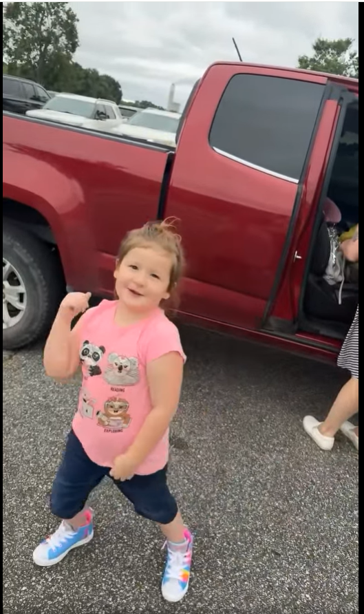 Emersyn "Emmy" Bridgers smiles in a family video shared after her death. What her loved ones expected to be a routine hospital visit instead ended in tragedy, leaving them searching for answers after the 6-year-old died on July 27. | Source: Facebook/Jordan Thompson