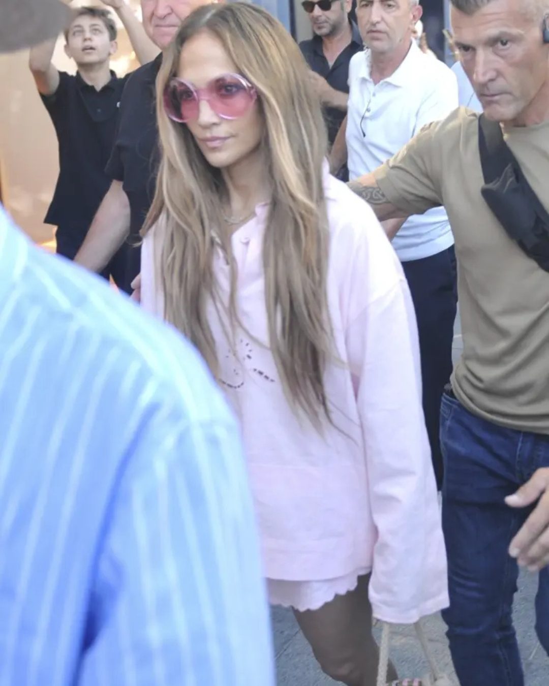 Jennifer Lopez is seen at Istinye Park on August 4, 2025, in Istanbul, Turkey. | Source: Instagram/pagesix