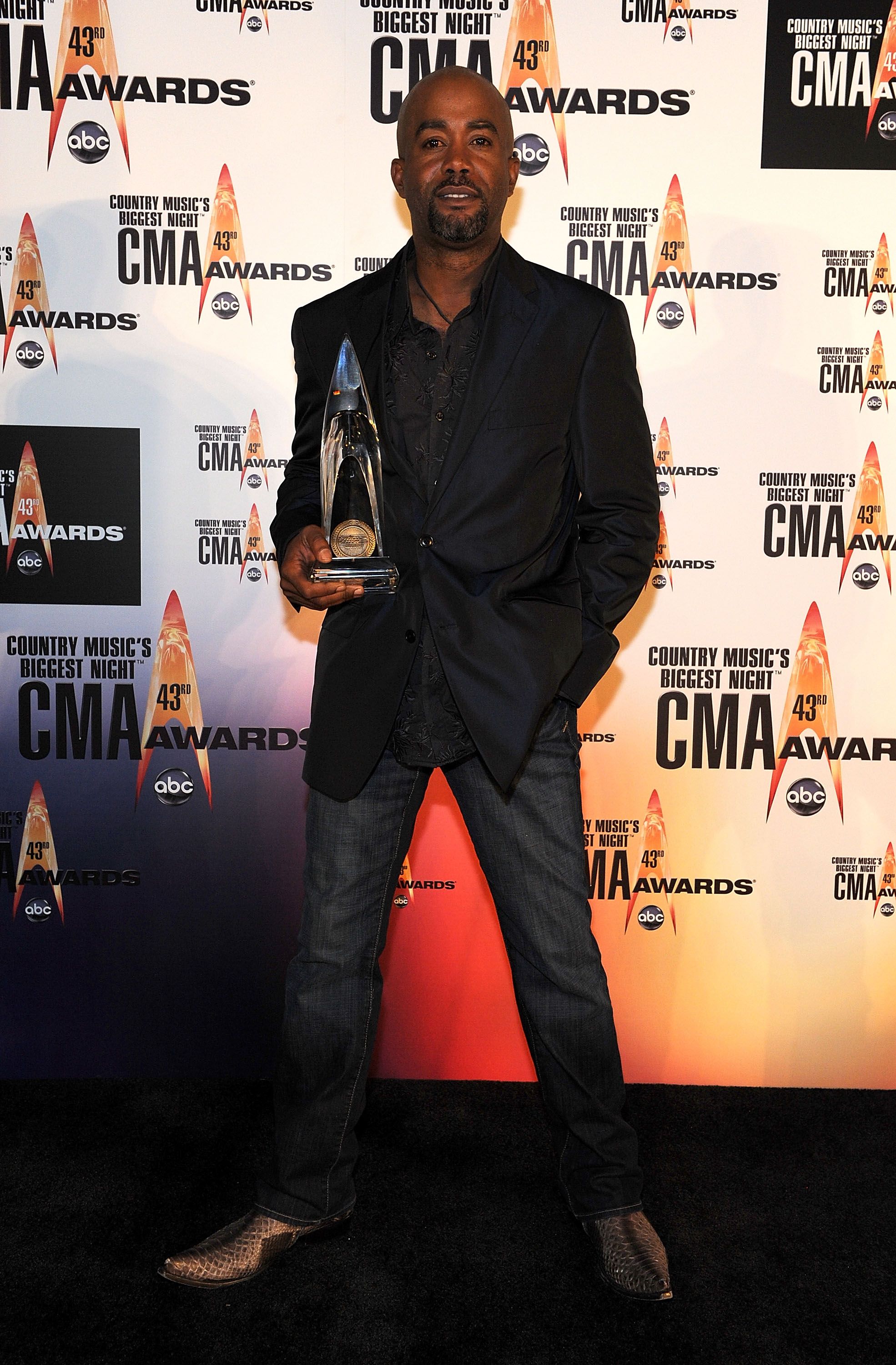 Darius Rucker poses in the press room during the 43rd Annual CMA Awards at the Sommet Center on November 11, 2009 in Nashville, Tennessee. | Source: Getty Images