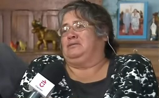 Elizabeth Ogaz told Chilevisión that she has been mistreated due to her error in diction | Source: YouTube / Chilevisión
