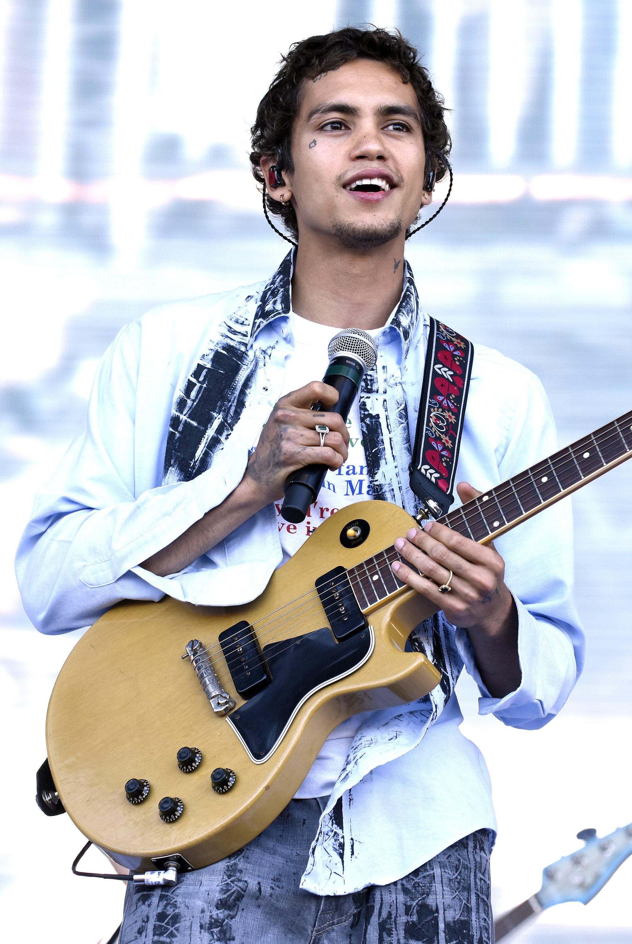 Dominic Fike performing at the 2022 Outside Lands Music and Arts Festival in San Francisco | Source: Getty Images