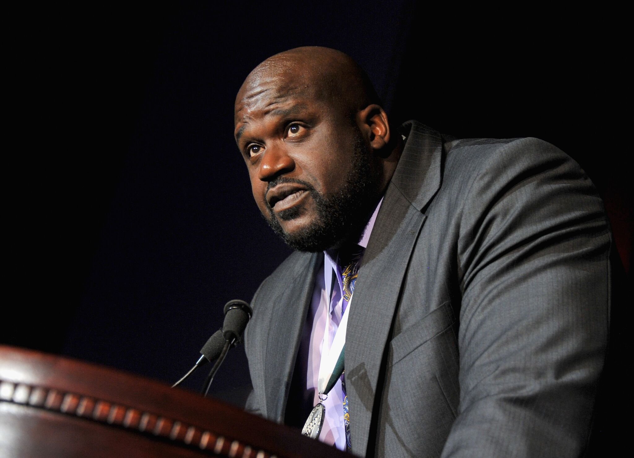  NBA basketball player Shaquille O'Neal speaks onstage at the 27th Annual Great Sports Legends Dinner to benefit the Buoniconti Fund to Cure Paralysis at The Waldorf=Astoria on September 24, 2012 | Photo: Getty Images
