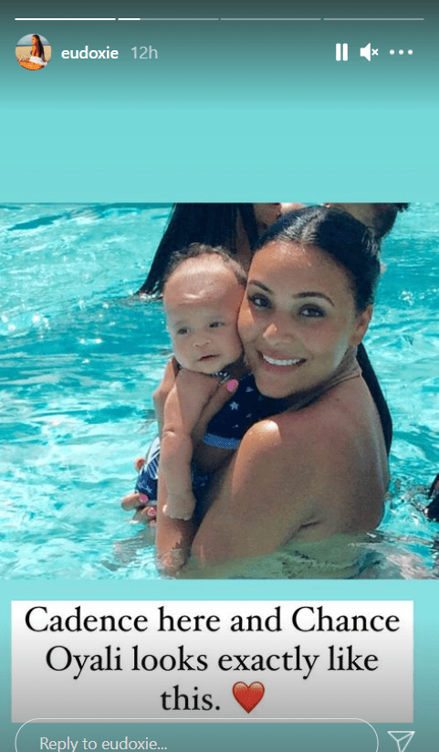 Ludacris' wife, Eudoxie posing with baby Cadence in a swimming pool and sporting a lovely smile | Photo: Instagram/eudoxie