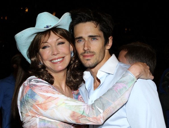 Lesley-Anne Down (L) und Brandon Beemer besuchen die Feier zur 6.000sten Folge von "The Bold And The Beautiful" in den CBS Studios am 7. Februar 2011 in Los Angeles | Quelle: Getty Images