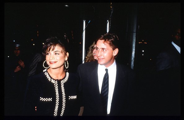 Paula Abdul and Emilio Estevez on January 16, 1992 in Los Angeles, CA. | Photo: Getty Images