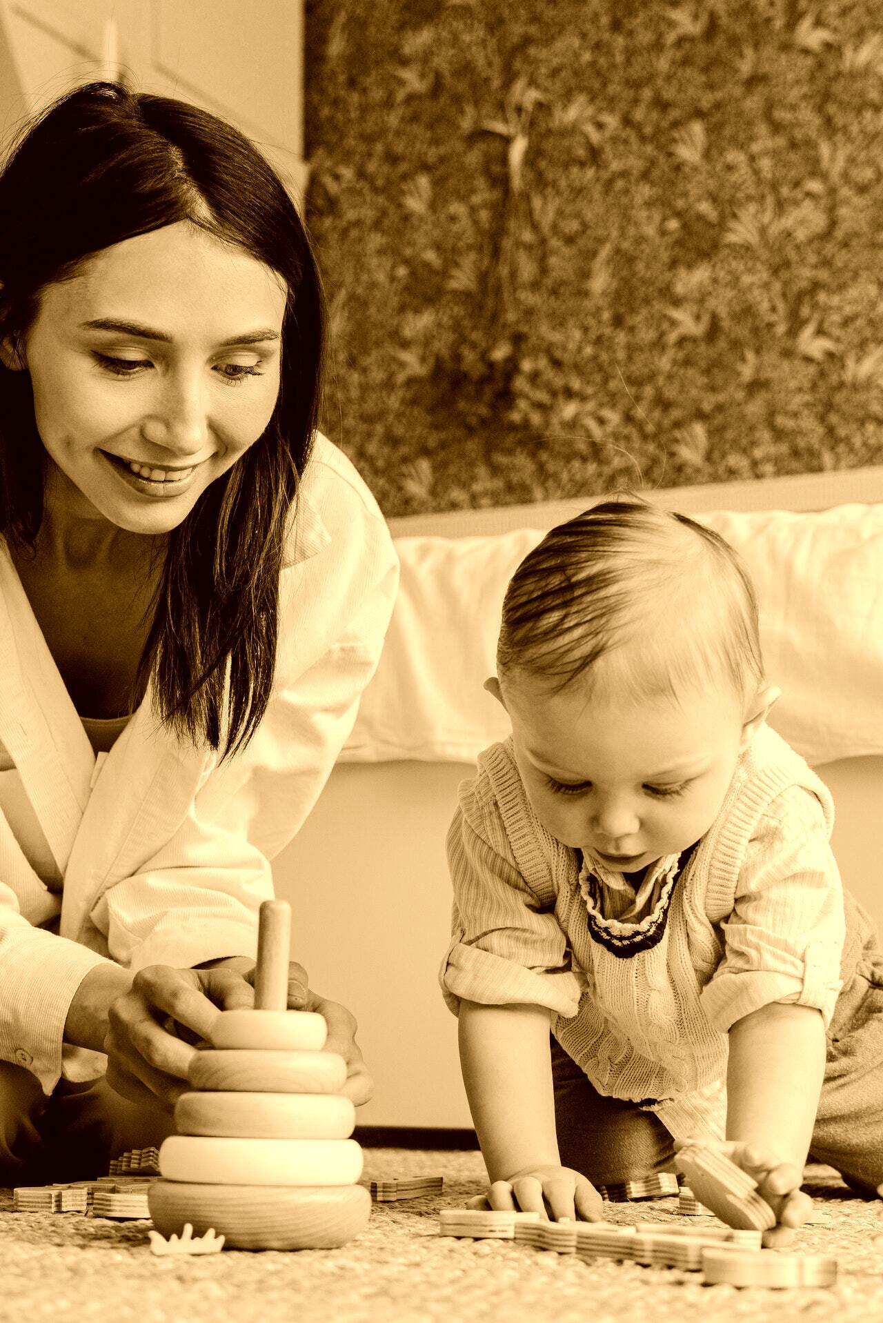 Joseph only had one mom, the one who raised him. | Source: Pexels