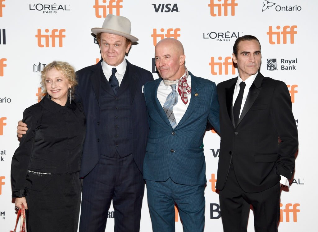 Jacques Audiard, Joaquin Phoenix, John C. Reilly et Carol Kane pour la première des "Frères Sisters" le 8 septembre 2018 à Toronto. l Source : Getty Images