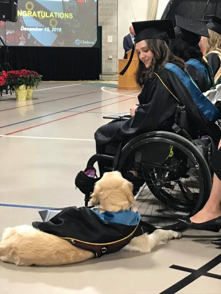 Brittany Hawley et Griffin à la remise de diplôme | Source: Facebook