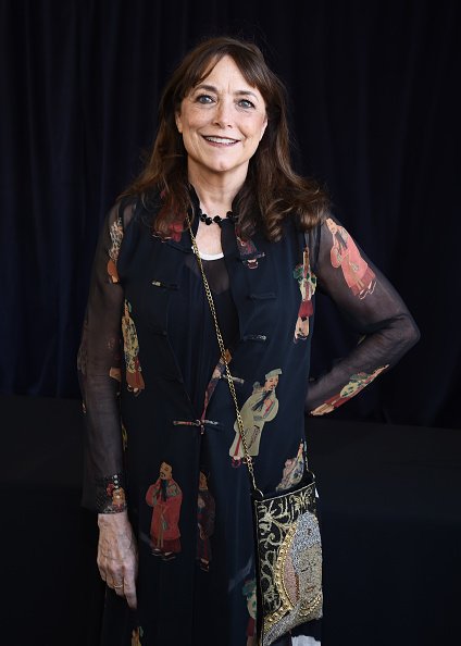 L'actrice Karen Allen assiste le 08 février 2020 à Santa Monica, en Californie. | Photo : Getty Images