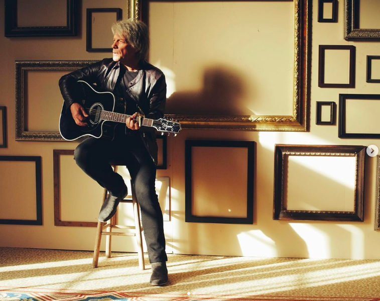 Jon Bon Jovi posing with a guitar posted on February 18, 2021 | Source: Instagram/jonbonjovi