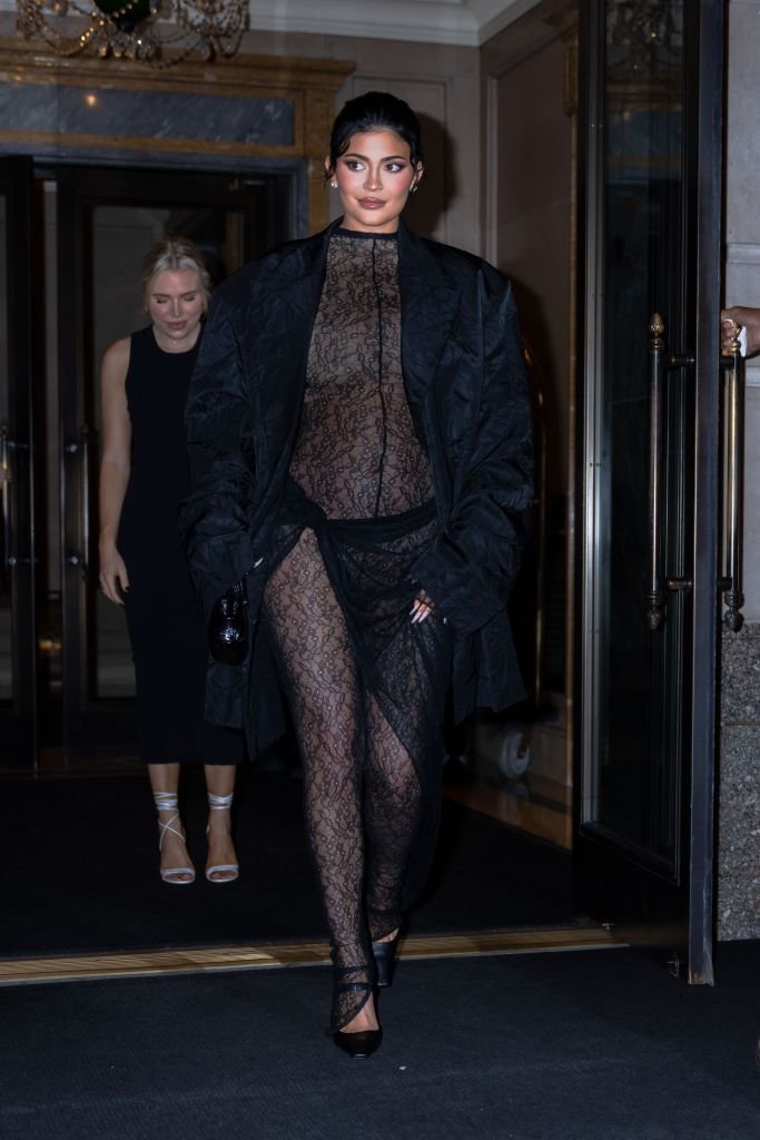 Kylie Jenner is seen in Midtown New York, September 2021 | Source: Getty Images