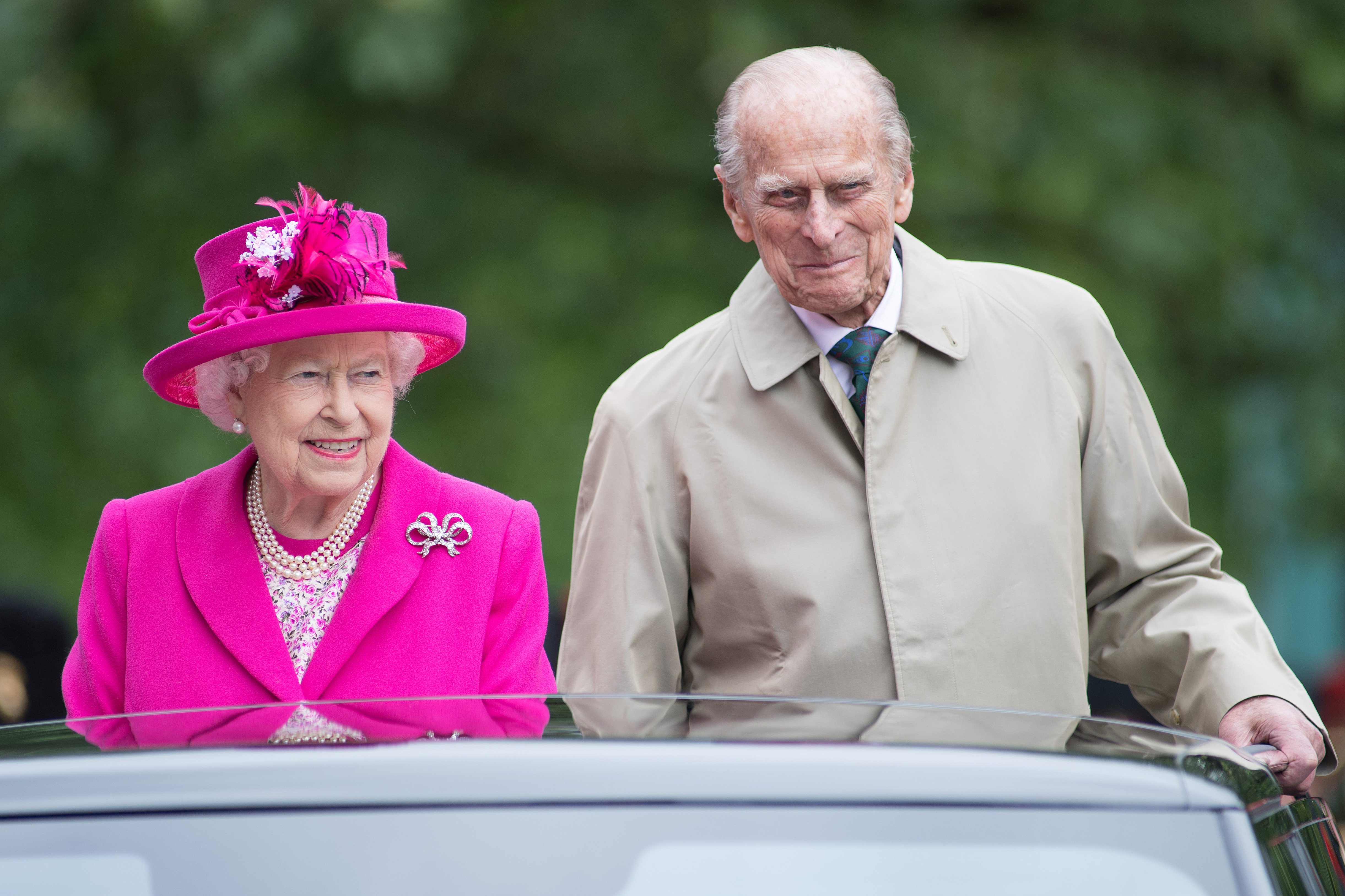 Queen Elizabeth II and Prince Philip, Duke of Edinburgh during "The Patron's Lunch" celebrations for The Queen's 90th birthday at The Mall on June 12, 2016, in London, England. | Source: Getty Images