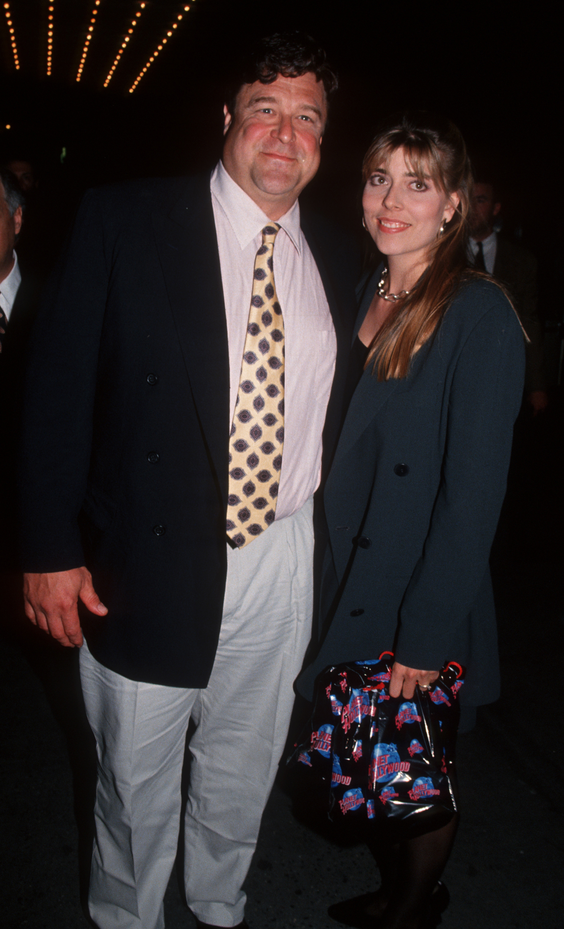 John Goodman and his wife Anna Beth Hartzog attend the premiere of "The Flintstones" on May 23, 1994, at the Ziegfeld Theater in New York City, New York. | Source: Getty Images