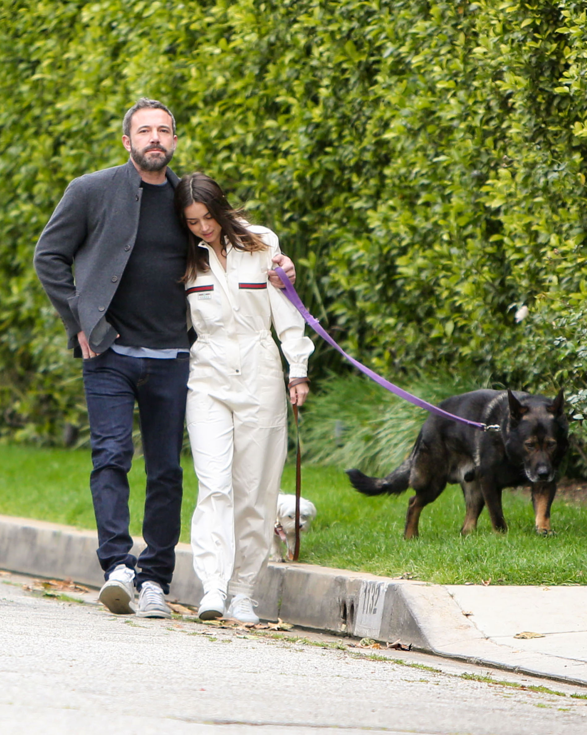 Ben Affleck and Ana de Armas are seen on April 12, 2020 in Los Angeles, California | Source: Getty Images