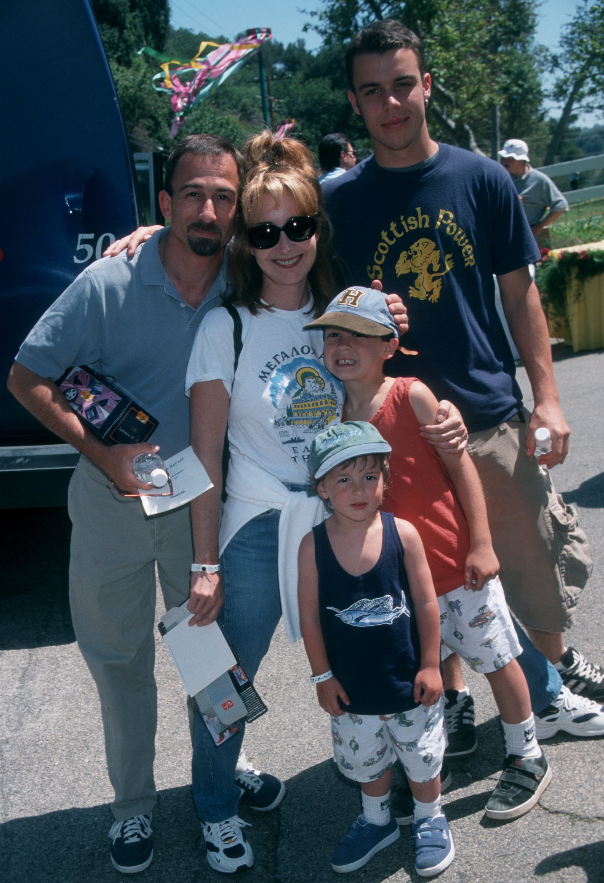Annie Potts, husband James Hayman and sons Doc Hayman, Harry Hayman and Clay Potts attending 'Pediatric AIDS Benefiting the Elizabeth Glaser Foundation' on June 6, 1999 at the Pacafic Palisades in Los Angeles, California | Source: Getty Images 