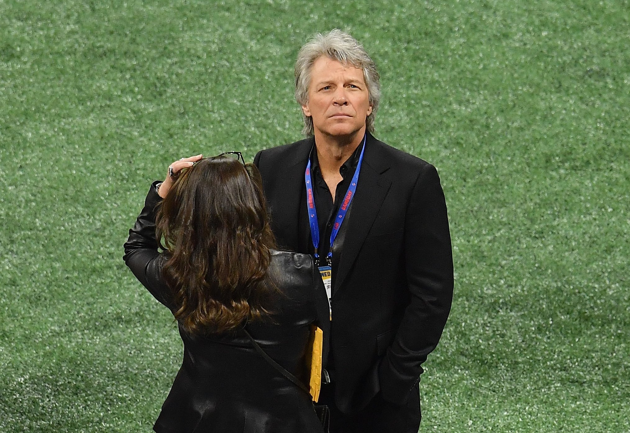 Jon Bon Jovi before the\\u00a0start of Super Bowl LIII played by the New England Patriots and the Los Angeles Rams at Mercedes-Benz Stadium on February 3, 2019, in Atlanta, Georgia. | Source: Getty Images