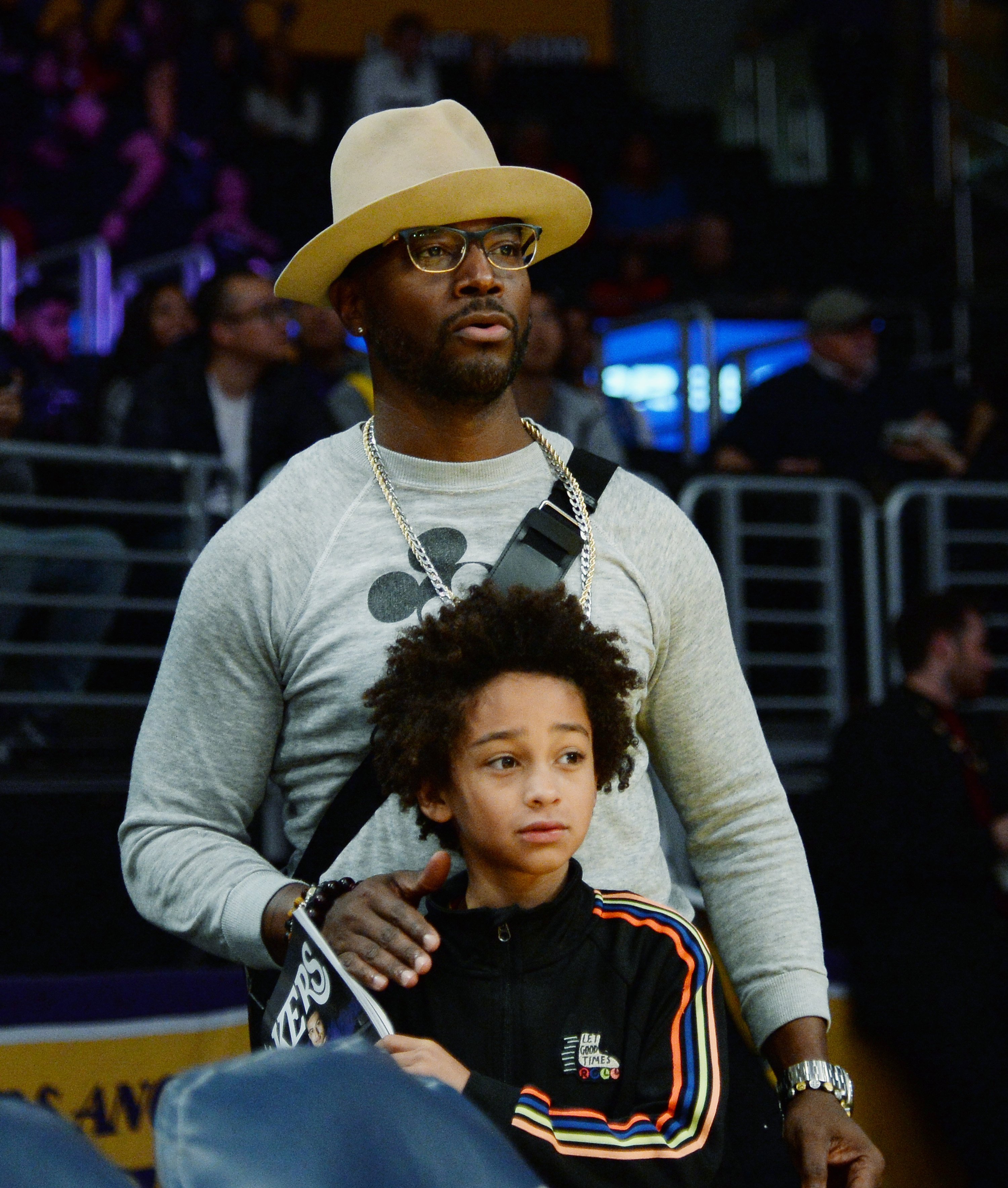  Taye Diggs and Walker Diggs at a basketball game between the Indiana Pacers and Los Angeles Lakers on January 19, 2018, in California. | Source: Getty Images