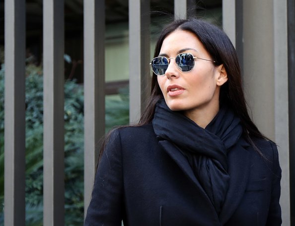  Elisabetta Gregoraci arrive au salon funéraire Fabrizio Frizzi.|Photo : Getty Images
