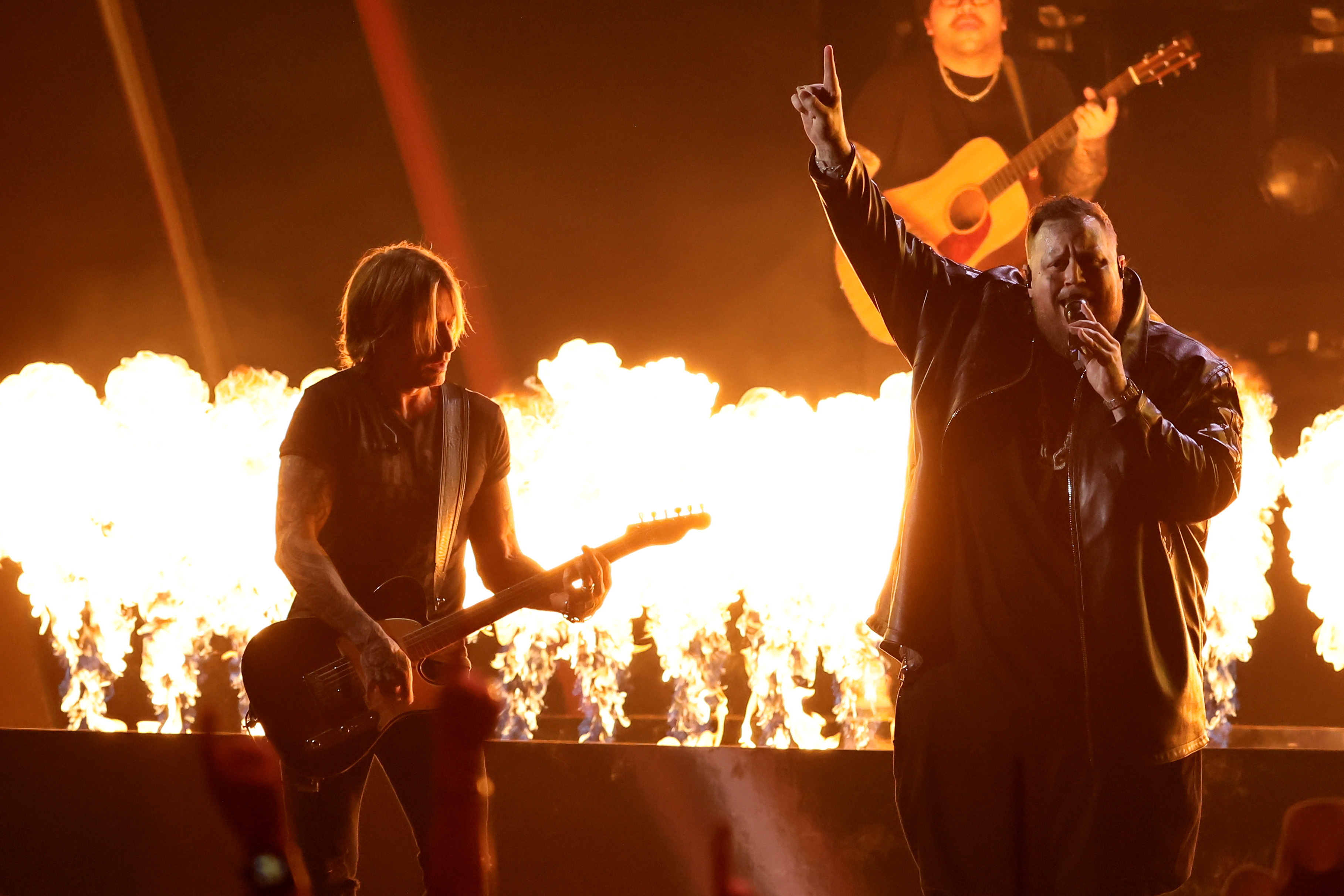 Keith Urban and Jelly Roll performing "Liar" at the CMA Awards. | Source: Getty Images