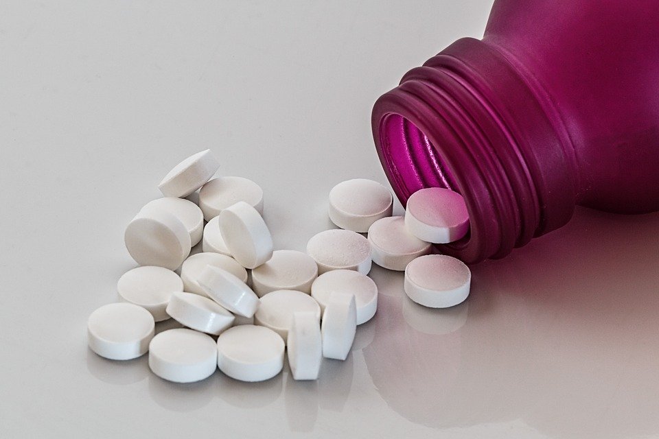 Frasco de pastillas.  | Imagen:  Pixabay