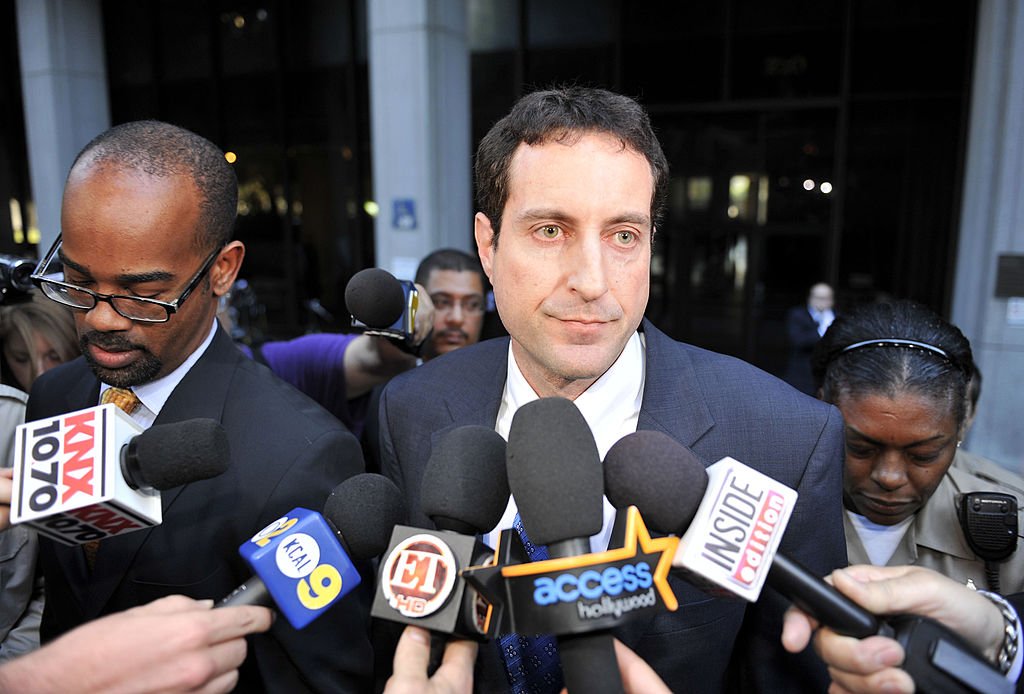 Howard K.Stern outside the courthouse at the Criminal Court on October 28 2010, in Los Angeles, California | Photo: GettyImages