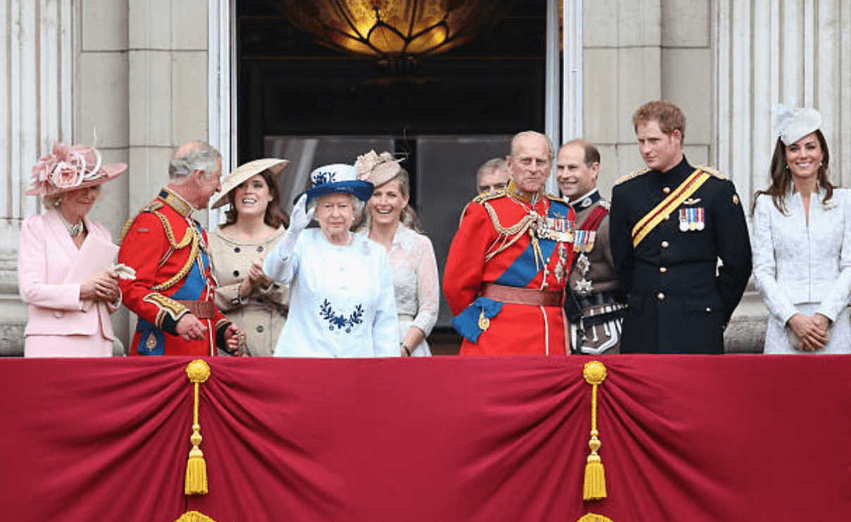 Princess Camilla, Prince Charles, Princess Eugenie, Queen Elizabeth, Princess Sophie, Prince Philip, Prince Edward, Prince Harry and Kate Middleton stand together on a balcony, during Queen Elizabeth's Birthday Parade, on June 14, 2014, London, England | Source: Getty Images