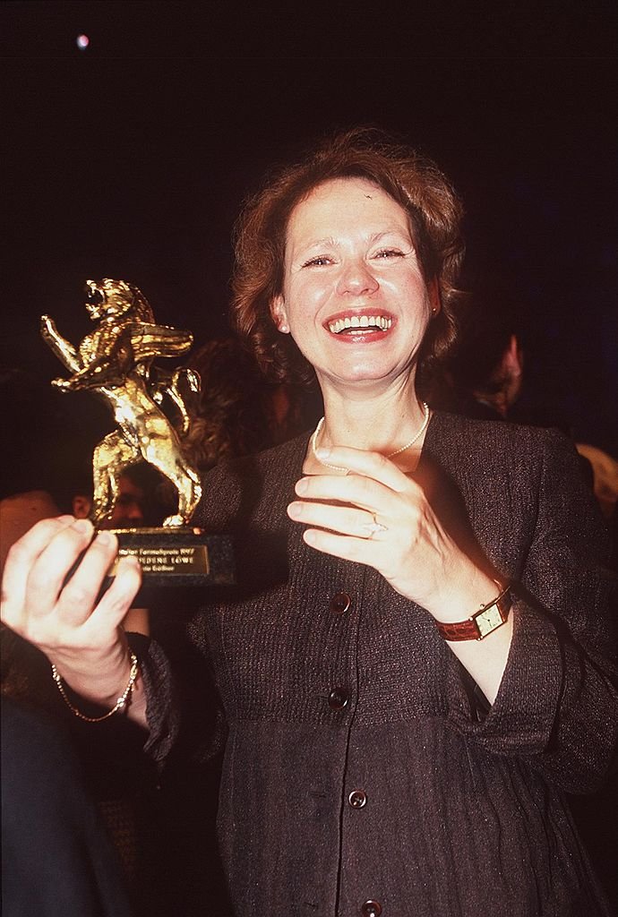 Renate Krößner, Goldener Löwe, 1997 | Quelle: Getty Images