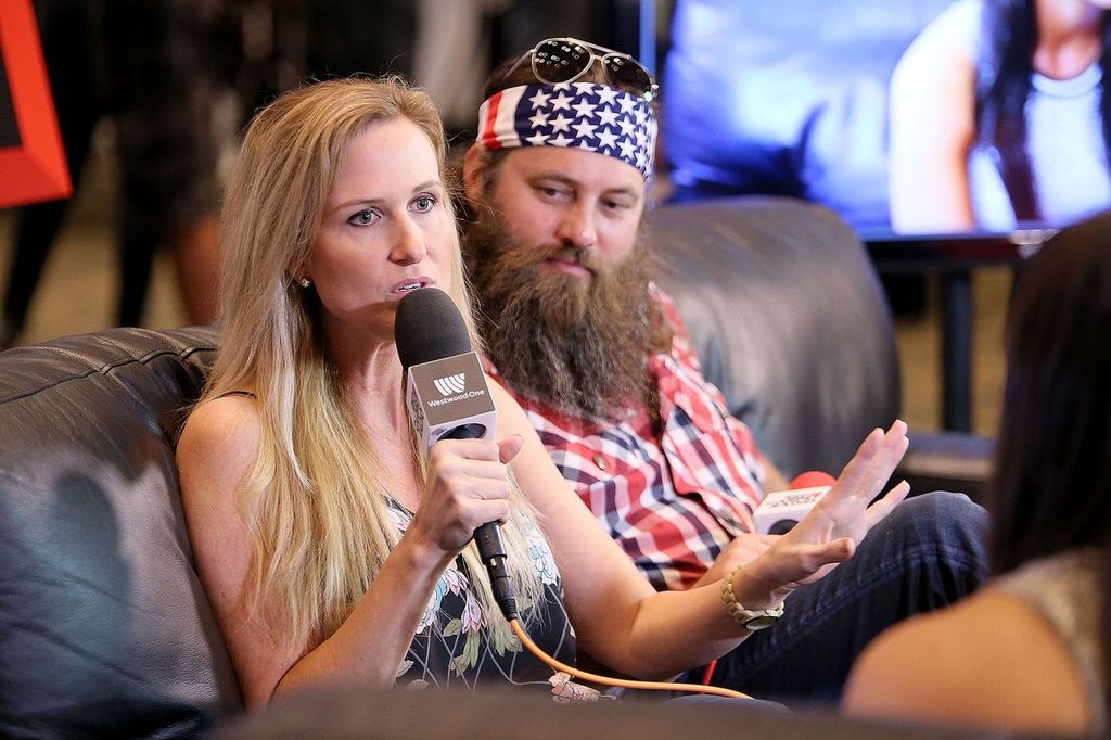 Korie and Willie Robertson during the 50th Academy of Country Music Awards at Arlington Convention Center Grand Hall on April 18, 2015 in Arlington, Texas | Photo: Getty Images